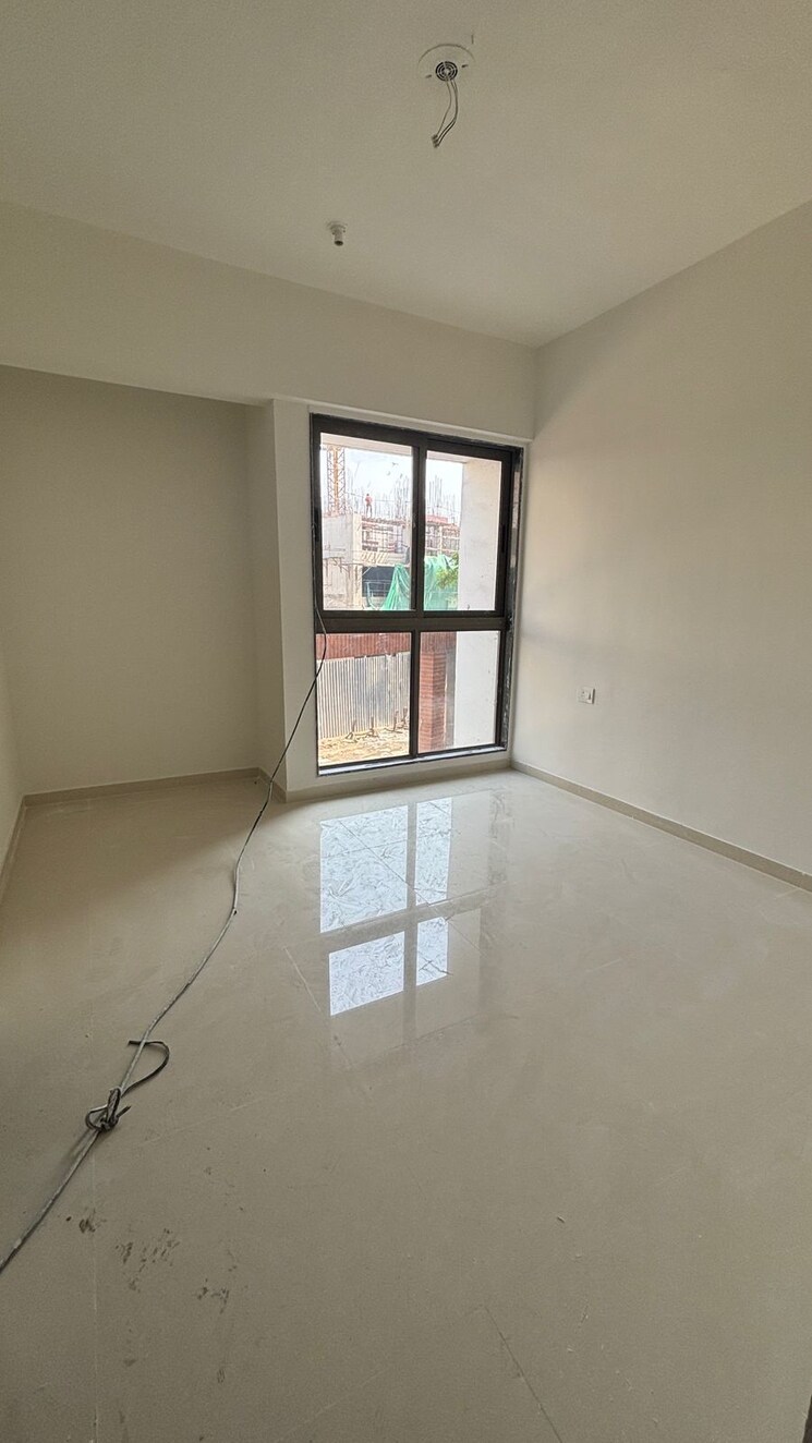 Room, runwal-eirene-phase-2 2 Bedroom 700 Sq.Ft. Apartment In Balkum Pada Thane 8131766