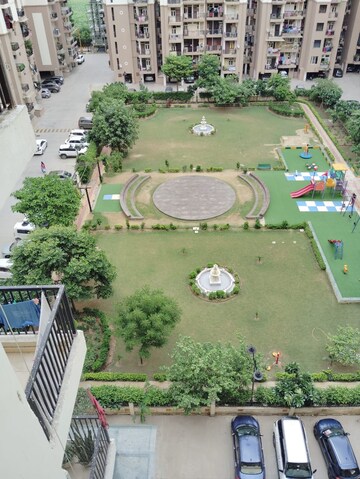 Master Plan in 2 BHK Apartment at VVIP Addresses, Raj Nagar Extension – for Rent