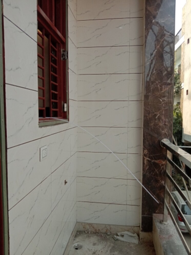 Balcony, dwarka mor 2.5 Bedroom 1044 Sq.Ft. Independent House In Dwarka Mor Delhi 8131782