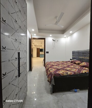 Bedroom in 2 BHK Builder Floor at Palm Residency Chhatarpur, Chattarpur – for Rent