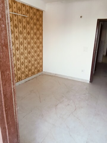 Room in 1.5 BHK Builder Floor at Ignou Road – for Rent