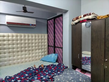 Bedroom in 2.5 BHK Apartment at Raeeyan Apartment, Lbs Marg – for Sale