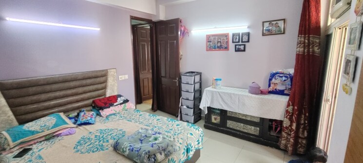 Bedroom, arihant-ambience 3 Bedroom 1940 Sq.Ft. Apartment In Sain Vihar Ghaziabad 8131910