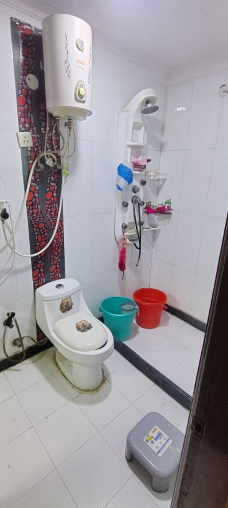 Bathroom, arihant-ambience 3 Bedroom 1940 Sq.Ft. Apartment In Sain Vihar Ghaziabad 8131910