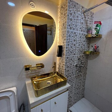 Bathroom in 2.5 BHK Apartment at Nirala Greenshire Phase II, Sector 2 Greater Noida – for Sale