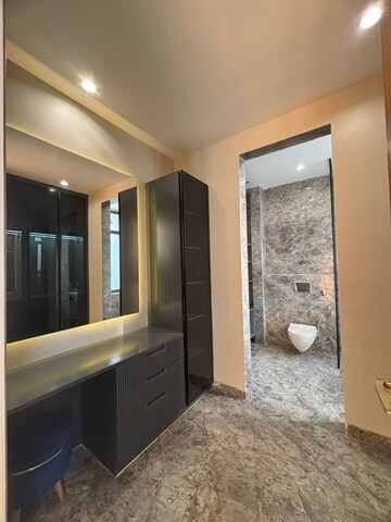  3 BHK Apartment at Patparganj – for Sale