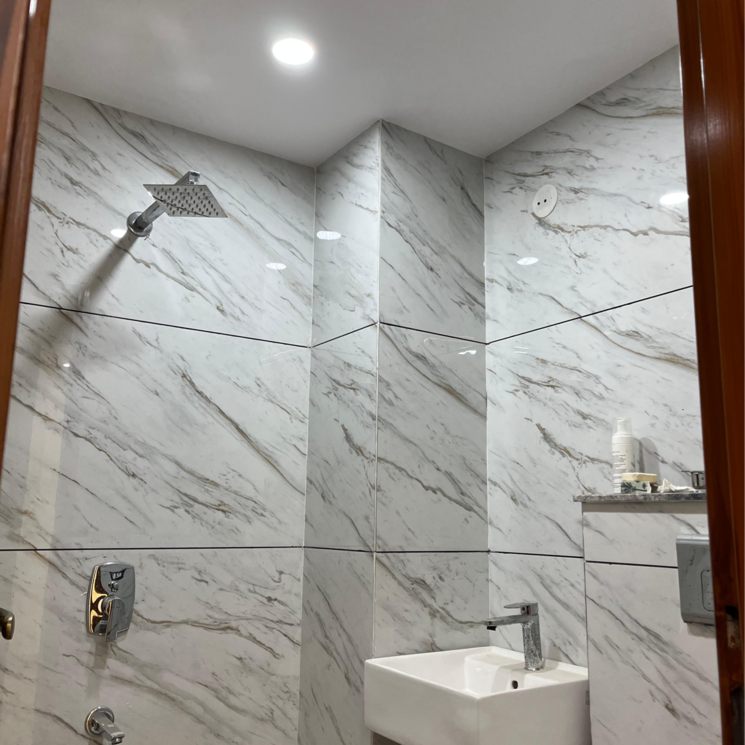 Bathroom, sector 23 dwarka 3 Bedroom 900 Sq.Ft. Builder Floor In Sector 23 Dwarka Delhi 8132062
