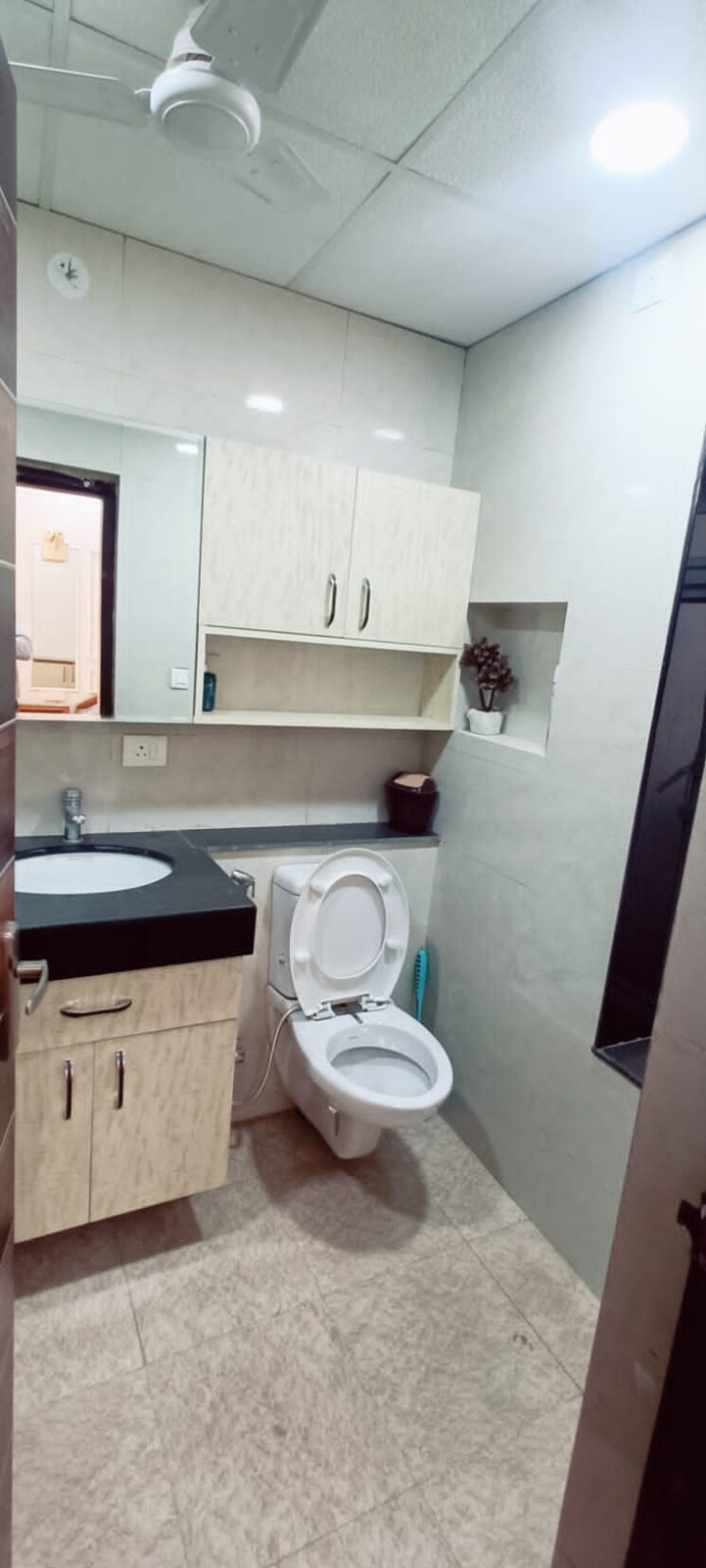 Bathroom, assotech-windsor-court 5 Bedroom 3110 Sq.Ft. Penthouse In Sector 78 Noida 8132235