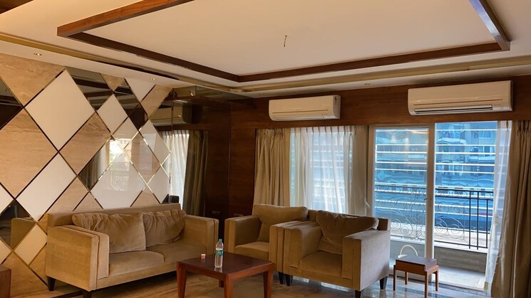 Living Room, hubtown-sunmist 5 Bedroom 4500 Sq.Ft. Apartment In Andheri East Mumbai 8132246