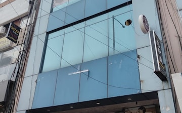 Shop For Sale in Wave One, Sector 18