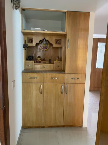 Furnished Amenities in 4 BHK Builder Floor at Ardee City, Sector 52 – for Rent