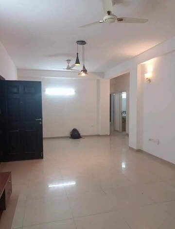 2 BHK Apartment For Rent in Sector M-1a