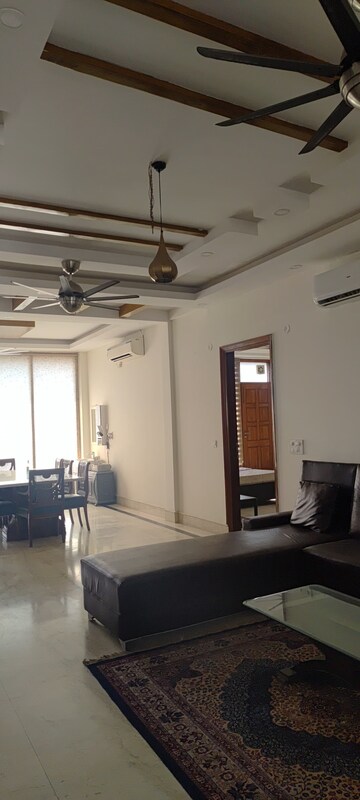 Living Room in 2 BHK Builder Floor at Jakhan – for Rent