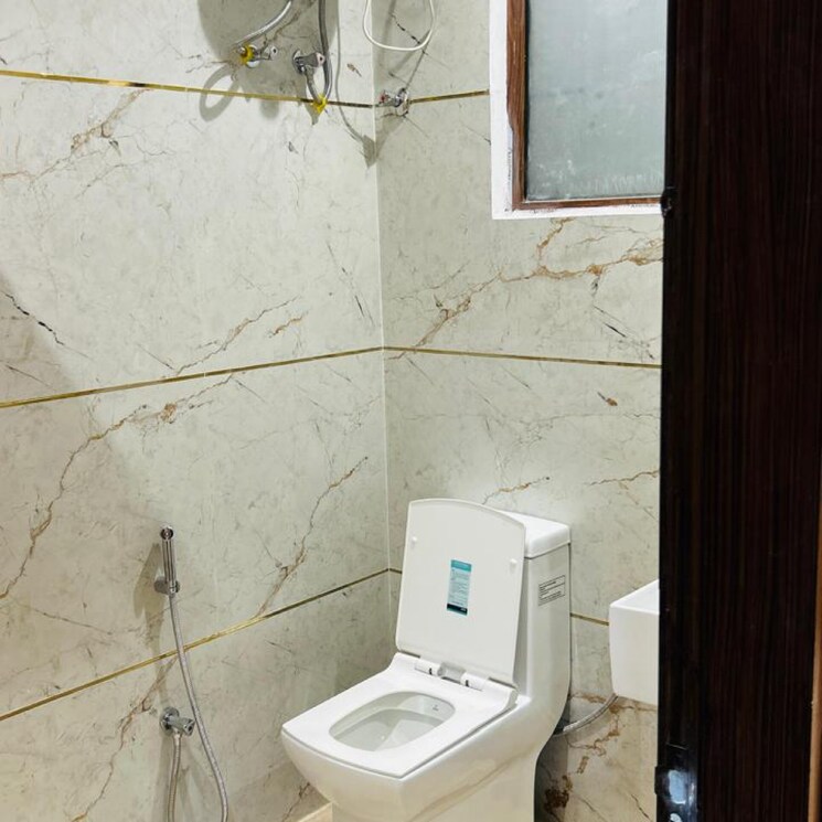 Bathroom, raja park 3 Bedroom 2250 Sq.Ft. Apartment In Raja Park Jaipur 8132340
