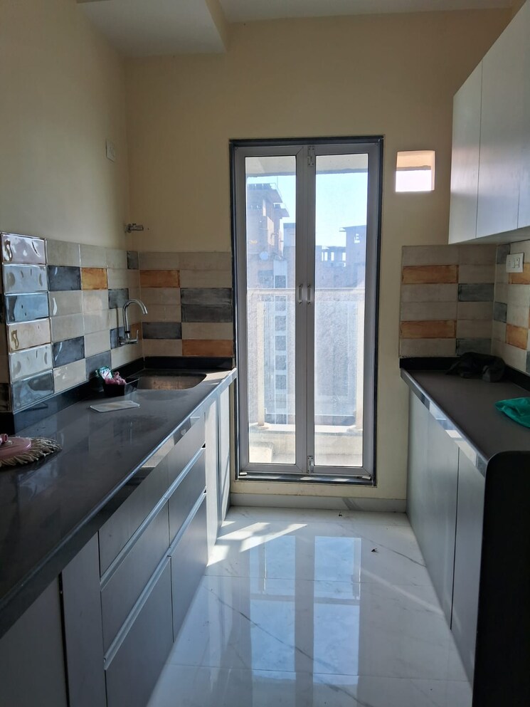 Kitchen, siddhi-highland-haven-phase-2 1 Bedroom 490 Sq.Ft. Apartment In Balkum Pada Thane 8132351