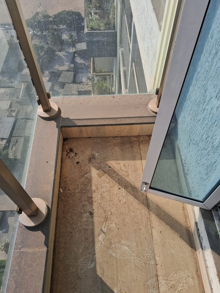 Balcony, siddhi-highland-haven-phase-2 1 Bedroom 490 Sq.Ft. Apartment In Balkum Pada Thane 8132351