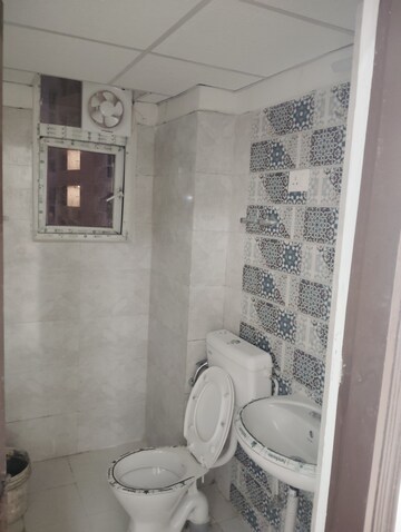 Bathroom in 2 BHK Apartment at Signature Global Proxima Phase 2, Sector 89 – for Rent