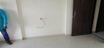 Room in 2 BHK Apartment at Swastik Sapphire, Vikhroli East – for Rent