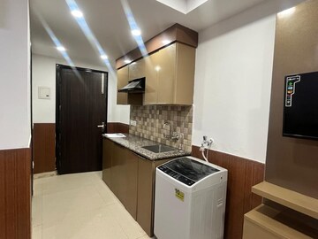 Kitchen in 1 BHK Builder Floor at DLF City Phase III, Sector 24 – for Rent