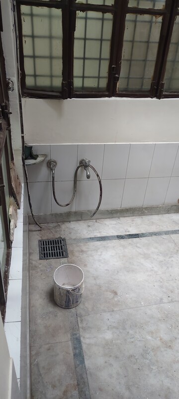  1.5 BHK Independent House at Gomti Nagar – for Rent