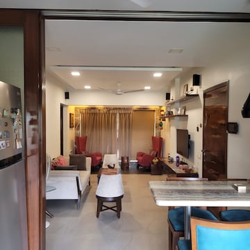 2 BHK Apartment For Rent in Juhu Abhishek Chs Ltd Four Bunglows Mumbai  8132617