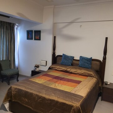 2 BHK Apartment For Rent in Juhu Abhishek Chs Ltd Four Bunglows Mumbai  8132617