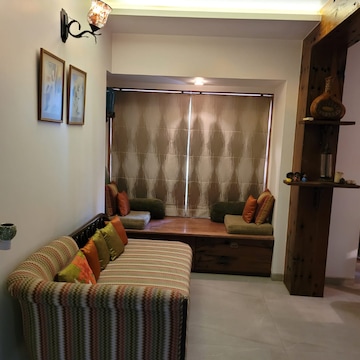 2 BHK Apartment For Rent in Juhu Abhishek Chs Ltd Four Bunglows Mumbai  8132617