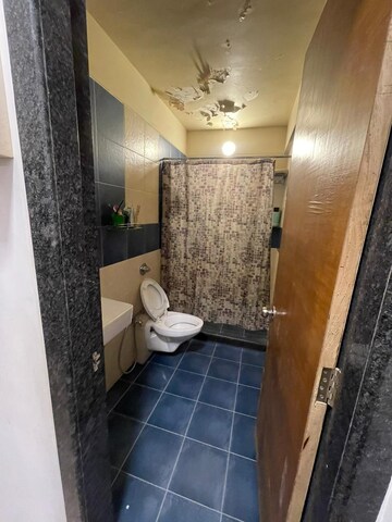 Bathroom in 3 BHK Apartment at Dosti Florentine, Wadala – for Rent