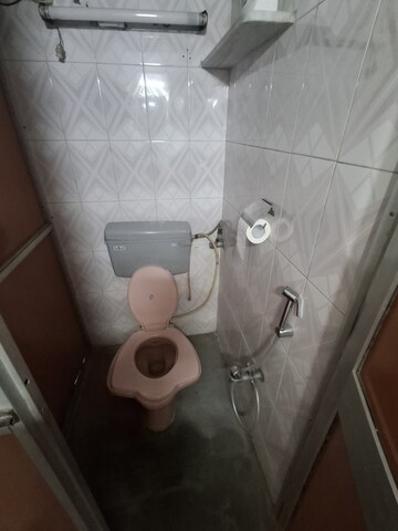 Bathroom in 1.5 BHK Apartment at Shakti Sadan CHS, Grant Road – for Rent