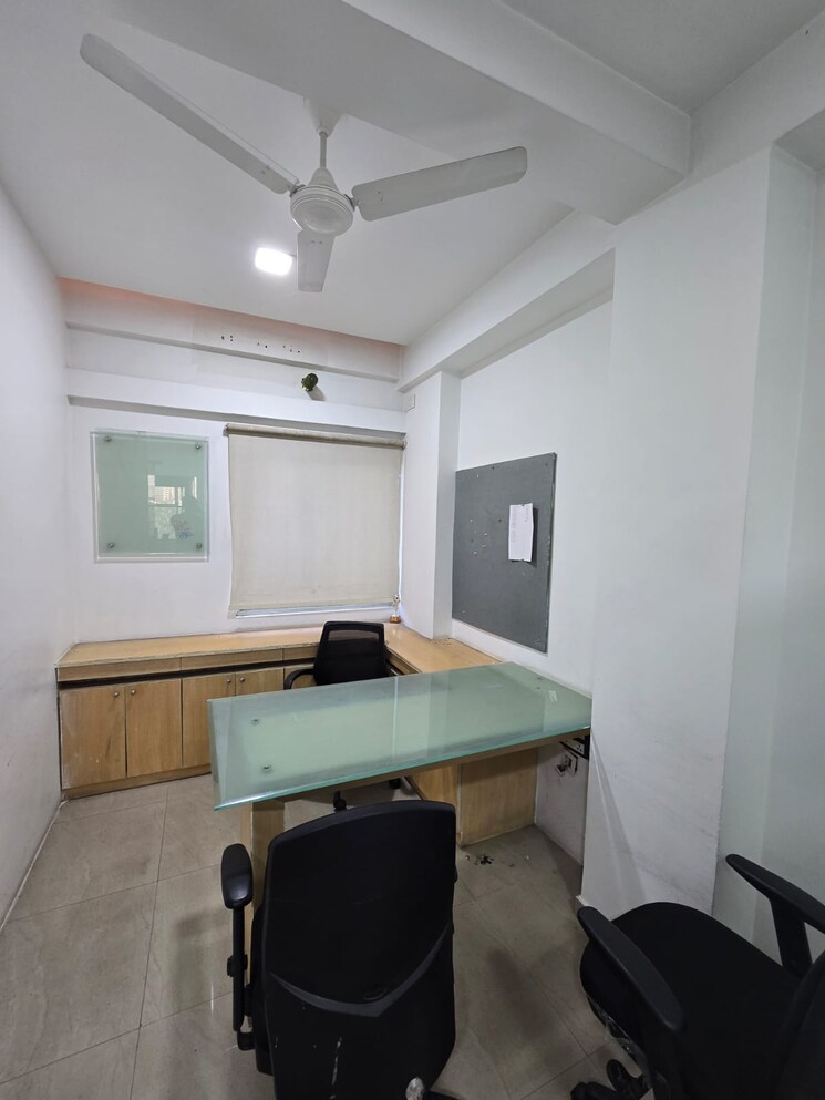 Master Bedroom, sumashaila-vaddepally-enclave-villas 4 Bedroom 3101 Sq.Ft. Villa In Kukatpally Hyderabad 8132819