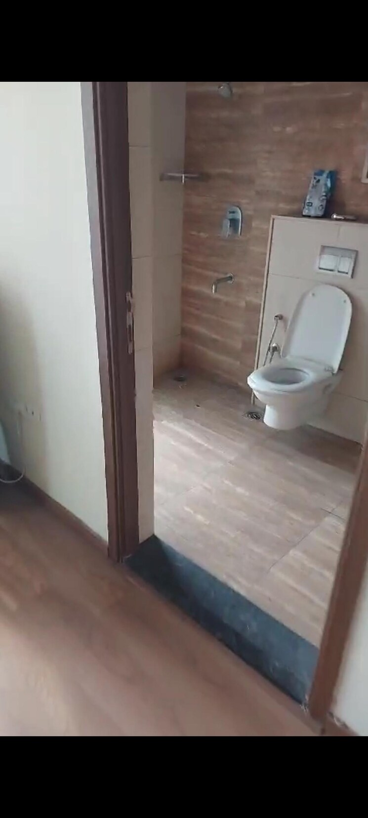 Bathroom, snn-raj-grandeur 3 Bedroom 1060 Sq.Ft. Apartment In Bommanahalli Bangalore 8132813