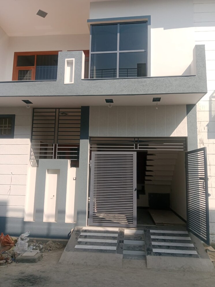 Exterior View, yashoda kunj 3 Bedroom 102 Sq.Yd. Builder Floor In Yashoda Kunj Meerut 8132905
