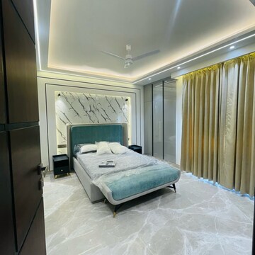 Bedroom in 4 BHK Builder Floor at Auram Floor, South City 2 – for Sale