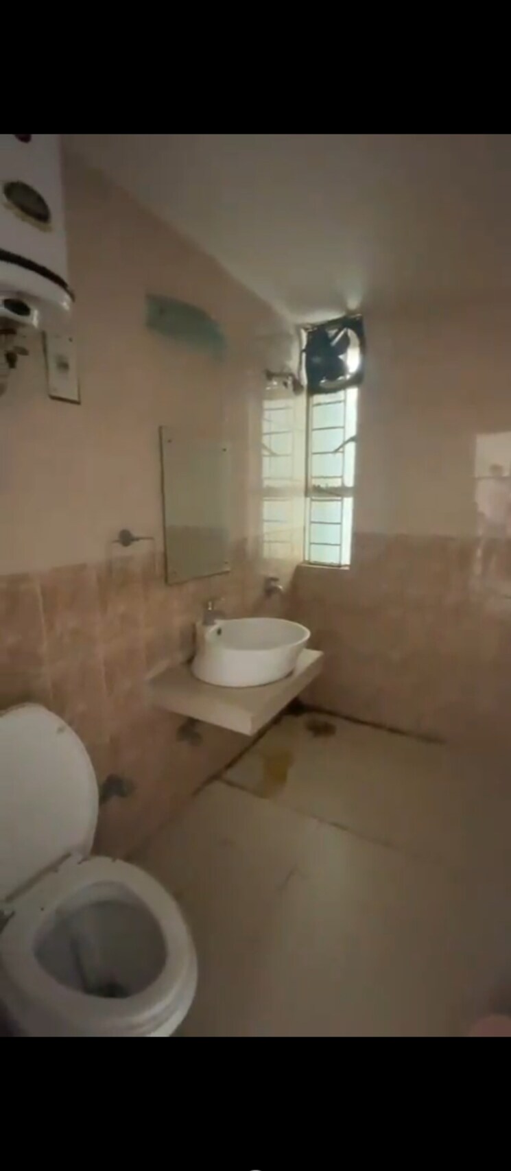 Bathroom, vasant kunj 3 Bedroom 1200 Sq.Ft. Builder Floor In Vasant Kunj Delhi 8132996