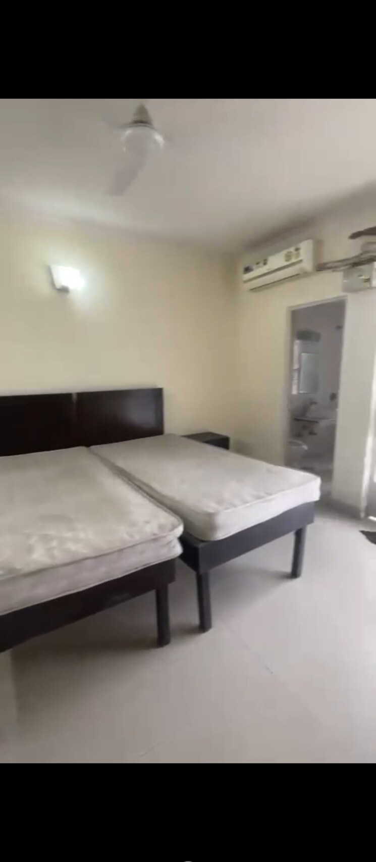 Bedroom, vasant kunj 3 Bedroom 1200 Sq.Ft. Builder Floor In Vasant Kunj Delhi 8132996