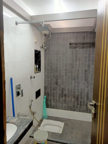 Bathroom in 2 BHK Apartment at Reliable Vasundhara CHS, Goregaon West – for Sale