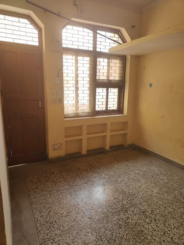 Room in 3 BHK Independent House at Palam Vihar – for Sale
