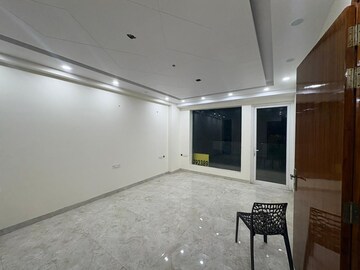 Kitchen in 3 BHK Builder Floor at Mansarover Garden – for Sale