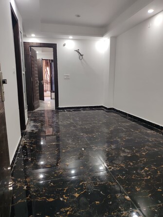 2 BHK Builder Floor For Rent in Saj Realtech Global Tower Sector 73 Noida  8133129