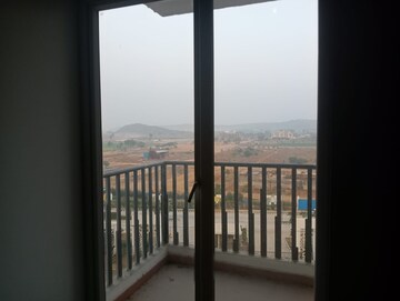 Room in 3 BHK Apartment at Mapsko Mount Ville, Sector 79 – for Rent