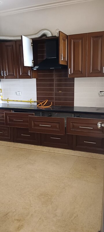 Kitchen in 3 BHK Builder Floor at RWA Apartments Sector 30, Sector 30 – for Rent