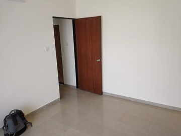 Room in 1 BHK Apartment at HDIL Dreams, Bhandup West – for Rent
