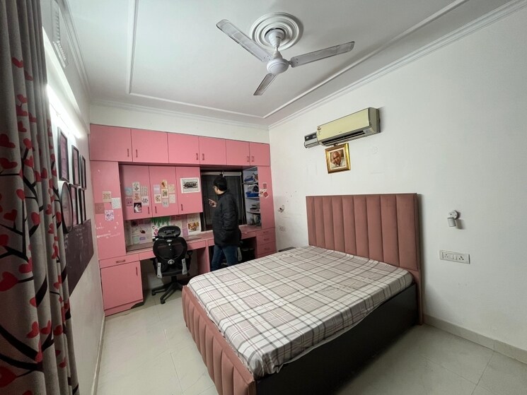 Bedroom, arun-vihar-sector-37 2 Bedroom 850 Sq.Ft. Apartment In Sector 37 Noida 8133317