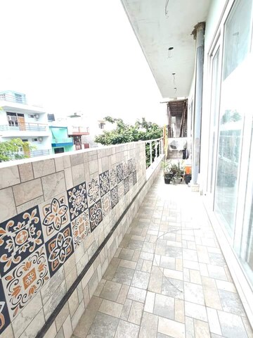 Balcony in 2 BHK Builder Floor at Saket – for Rent