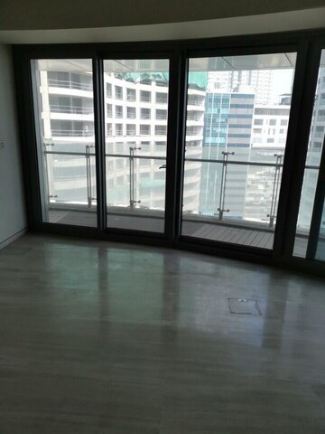 Room in 4 BHK Apartment at Lodha The World Towers World One Tier 2, Worli – for Rent