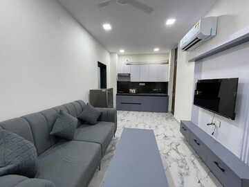 Master Bedroom in 1 BHK Builder Floor at Gail CGHS, Sector 56 – for Rent