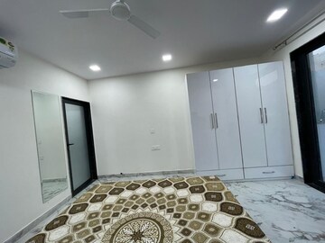 Bedroom in 1 BHK Builder Floor at Gail CGHS, Sector 56 – for Rent