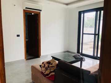 Living Room in 4 BHK Builder Floor at DLF Alameda, Sector 73 – for Rent