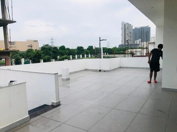 Balcony in 4 BHK Builder Floor at DLF Alameda, Sector 73 – for Rent