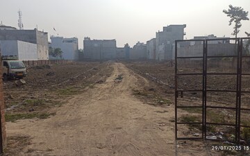 Plot For Sale in Chinhat